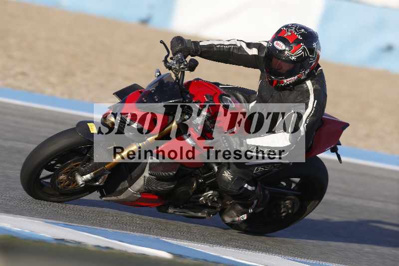 Archiv-2025/02 28.-31.01.2025 Moto Center Thun Jerez/gruen-green/82